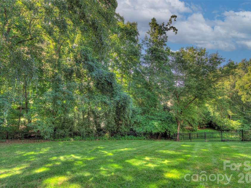 10209 Tallent Lane, Huntersville, NC 28078.  MLS# CAR4368648, YatesRealty ID 27661. 