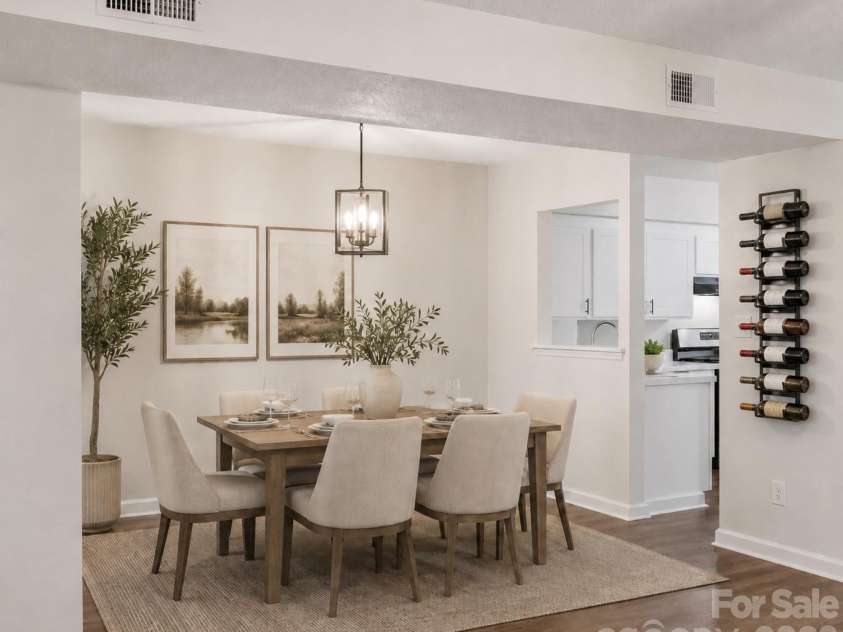 6043 Green Forest Drive, Charlotte, NC 28212.  MLS# CAR4385664, YatesRealty ID 27662. Virtually Staged Dining Area