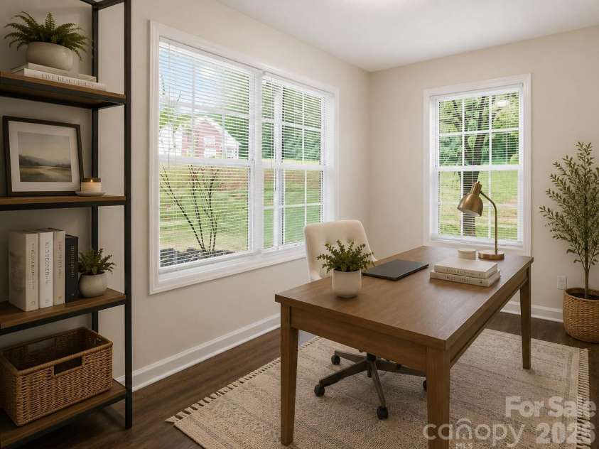 6043 Green Forest Drive, Charlotte, NC 28212.  MLS# CAR4385664, YatesRealty ID 27662. Virtually Staged Flex/Office