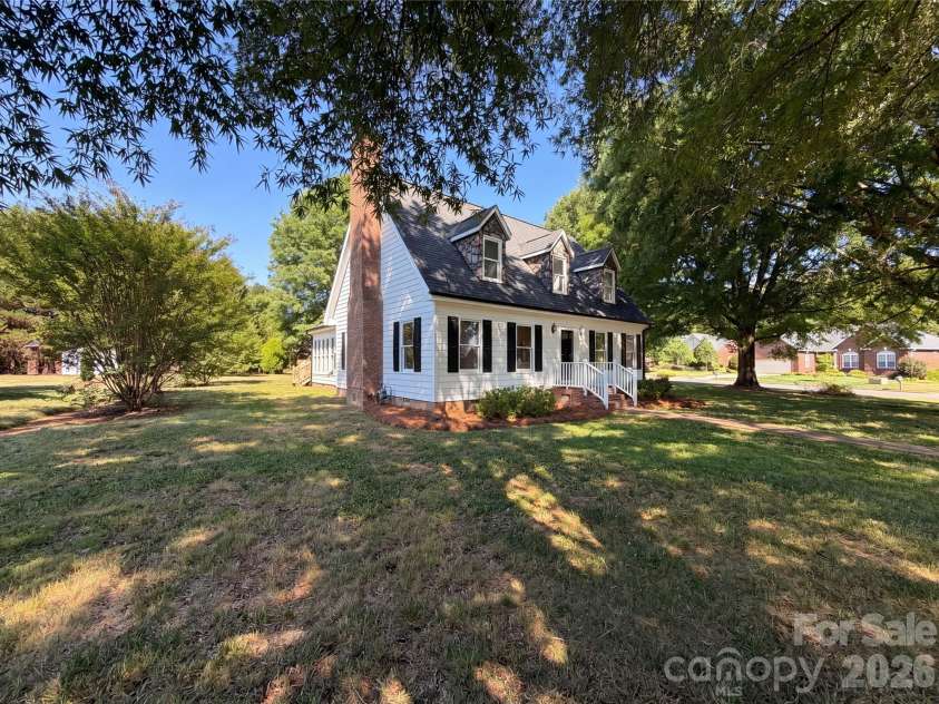103 Hampshire Court, Salisbury, NC 28144.  MLS# CAR4386287, YatesRealty ID 27663. 