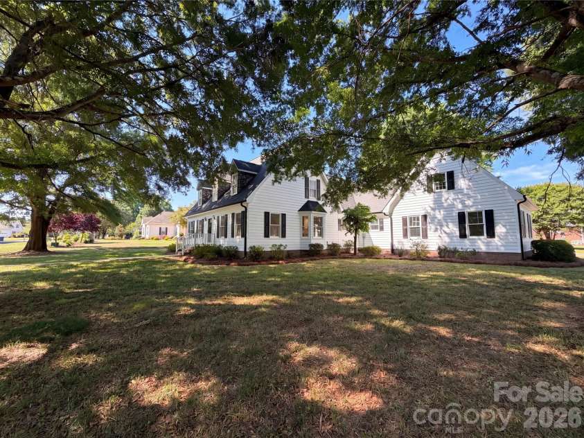 103 Hampshire Court, Salisbury, NC 28144.  MLS# CAR4386287, YatesRealty ID 27663. 
