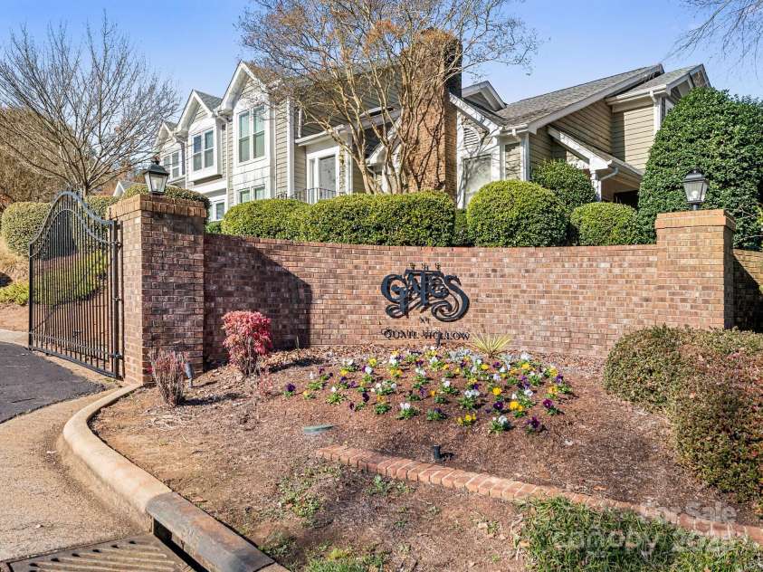 8251 Tradd Court, Charlotte, NC 28210.  MLS# CAR4247585, YatesRealty ID 27663. Beautifully landscaped community