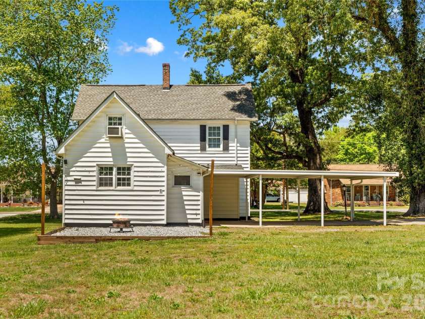 180 Center Street, Cooleemee, NC 27014.  MLS# CAR4381275, YatesRealty ID 27664. 