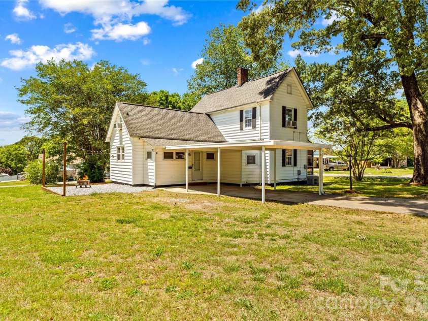 180 Center Street, Cooleemee, NC 27014.  MLS# CAR4381275, YatesRealty ID 27664. 