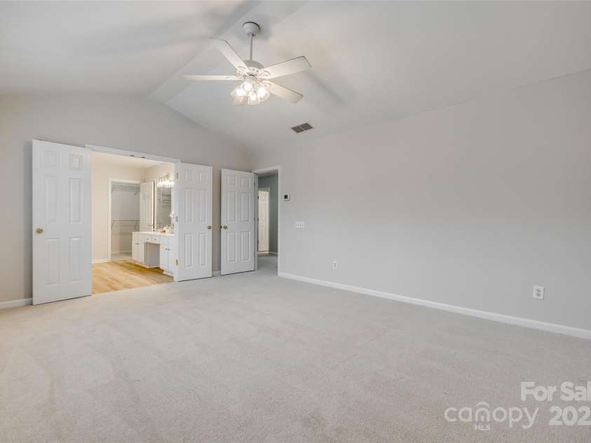 6092 Creekview Court, Harrisburg, NC 28075.  MLS# CAR4315062, YatesRealty ID 27664. 