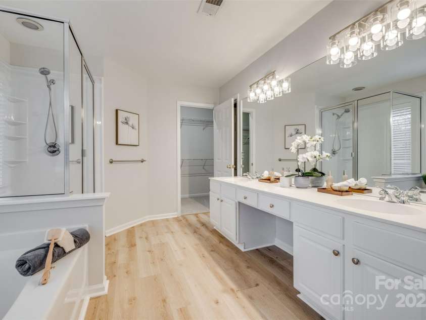 6092 Creekview Court, Harrisburg, NC 28075.  MLS# CAR4315062, YatesRealty ID 27664. 