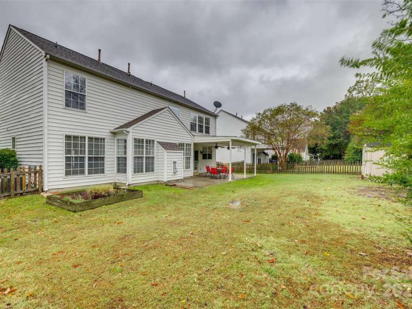 6092 Creekview Court, Harrisburg, NC 28075.  MLS# CAR4315062, YatesRealty ID 27664. 