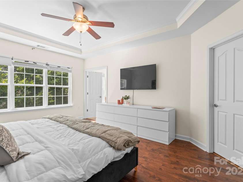 8439 Summerford Drive, Charlotte, NC 28269.  MLS# CAR4281743, YatesRealty ID 27665. Primary Bedroom