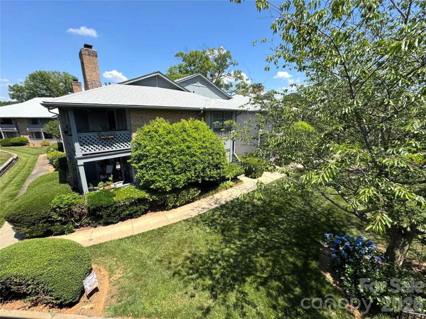 4613 Hamory Drive, Charlotte, NC 28212.  MLS# CAR4385523, YatesRealty ID 27666. 