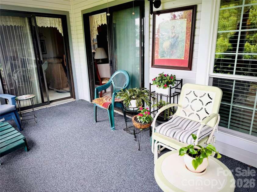 4613 Hamory Drive, Charlotte, NC 28212.  MLS# CAR4385523, YatesRealty ID 27666. 
