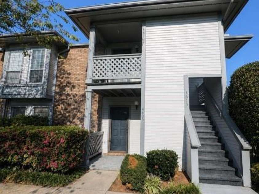 4613 Hamory Drive, Charlotte, NC 28212.  MLS# CAR4385523, YatesRealty ID 27666. 