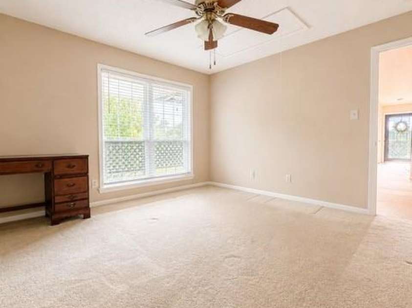 4613 Hamory Drive, Charlotte, NC 28212.  MLS# CAR4385523, YatesRealty ID 27666. 