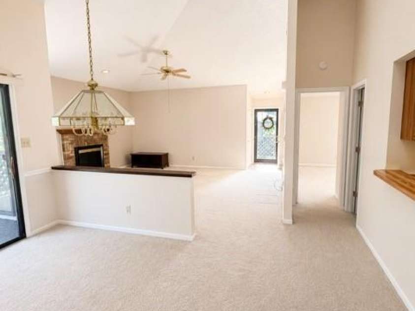 4613 Hamory Drive, Charlotte, NC 28212.  MLS# CAR4385523, YatesRealty ID 27666. 