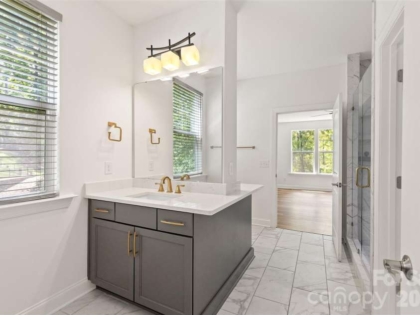 16518 Here At Last Lane, Charlotte, NC 28278.  MLS# CAR4382306, YatesRealty ID 27668. 