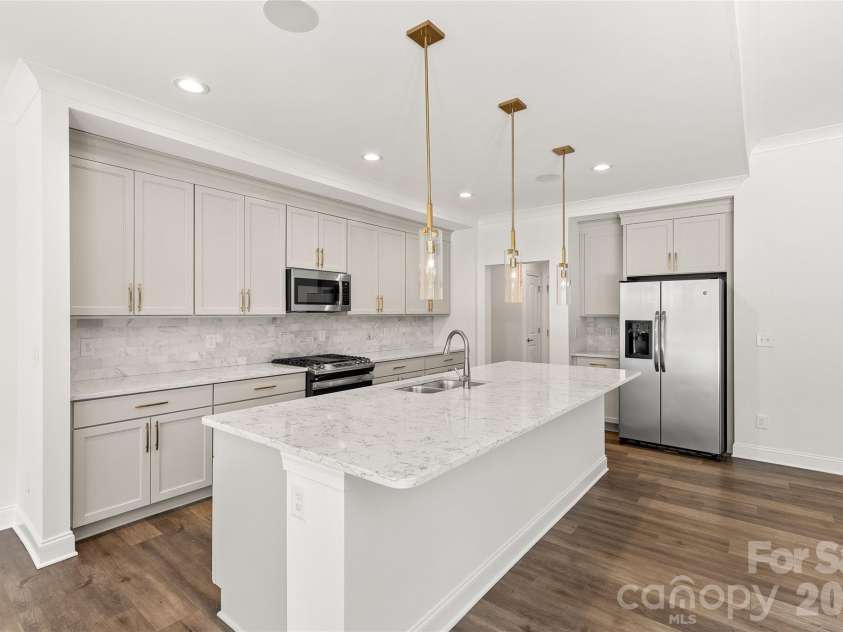 16518 Here At Last Lane, Charlotte, NC 28278.  MLS# CAR4382306, YatesRealty ID 27668. 