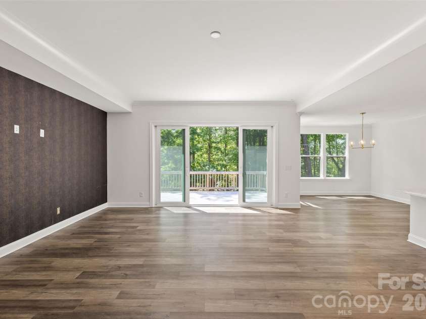16518 Here At Last Lane, Charlotte, NC 28278.  MLS# CAR4382306, YatesRealty ID 27668. 
