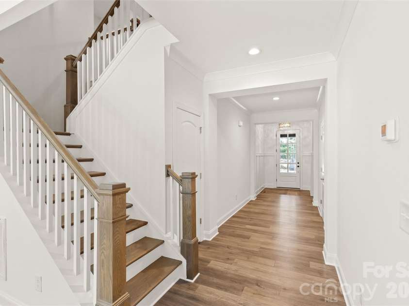 16518 Here At Last Lane, Charlotte, NC 28278.  MLS# CAR4382306, YatesRealty ID 27668. 