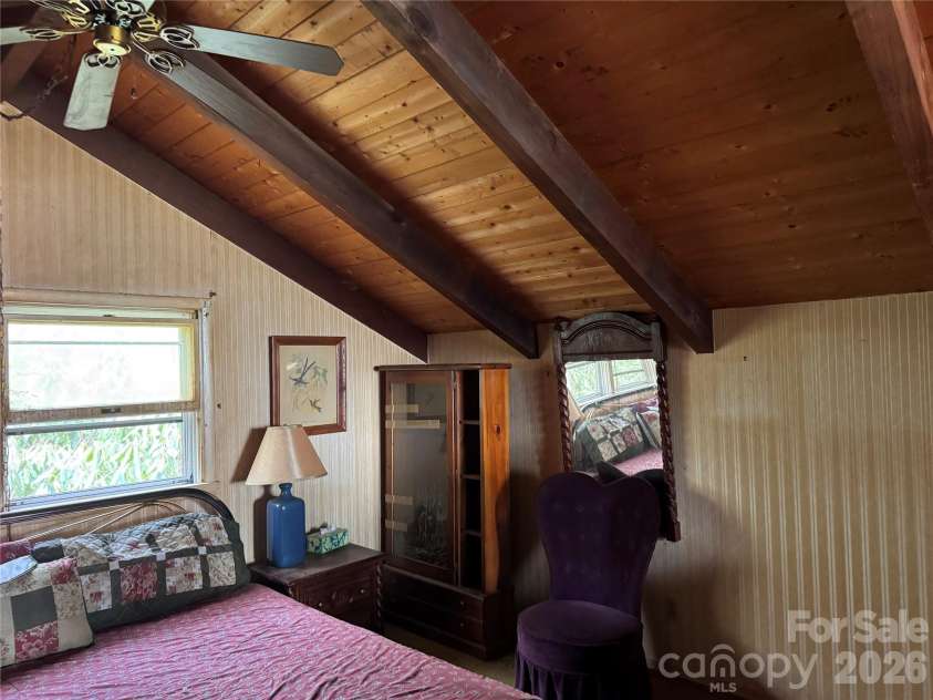 2085 Laurel Ridge, Maggie Valley, NC 28751.  MLS# CAR4384764, YatesRealty ID 27669. 