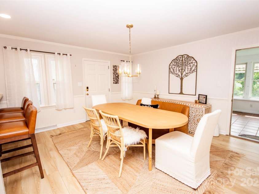 899 Wendover Road, Statesville, NC 28677.  MLS# CAR4268444, YatesRealty ID 27669. 