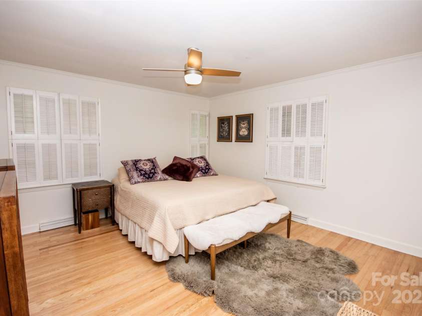 899 Wendover Road, Statesville, NC 28677.  MLS# CAR4268444, YatesRealty ID 27669. 