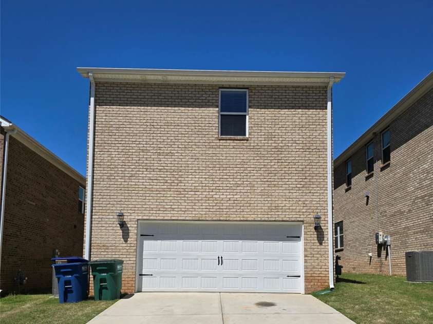 1221 Colgher Street, Charlotte, NC 28227.  MLS# CAR4383446, YatesRealty ID 2767. 