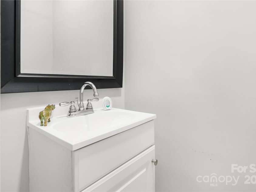 3635 Tryon Courthouse Road, Cherryville, NC 28021.  MLS# CAR4197804, YatesRealty ID 2767. Half Bathroom