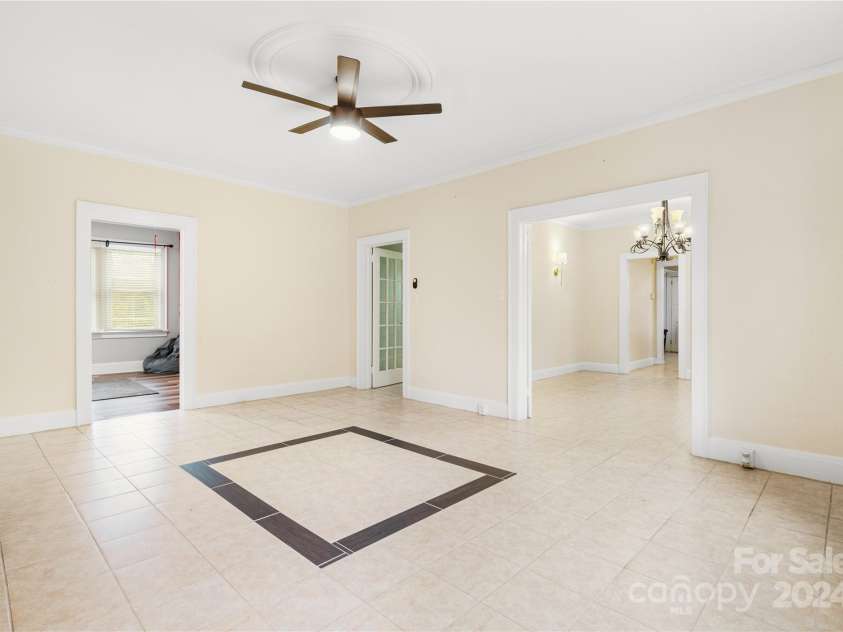 3635 Tryon Courthouse Road, Cherryville, NC 28021.  MLS# CAR4197804, YatesRealty ID 2767. Living Room