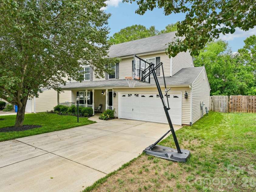 127 Elrosa Road, Mooresville, NC 28115.  MLS# CAR4385787, YatesRealty ID 27671. 