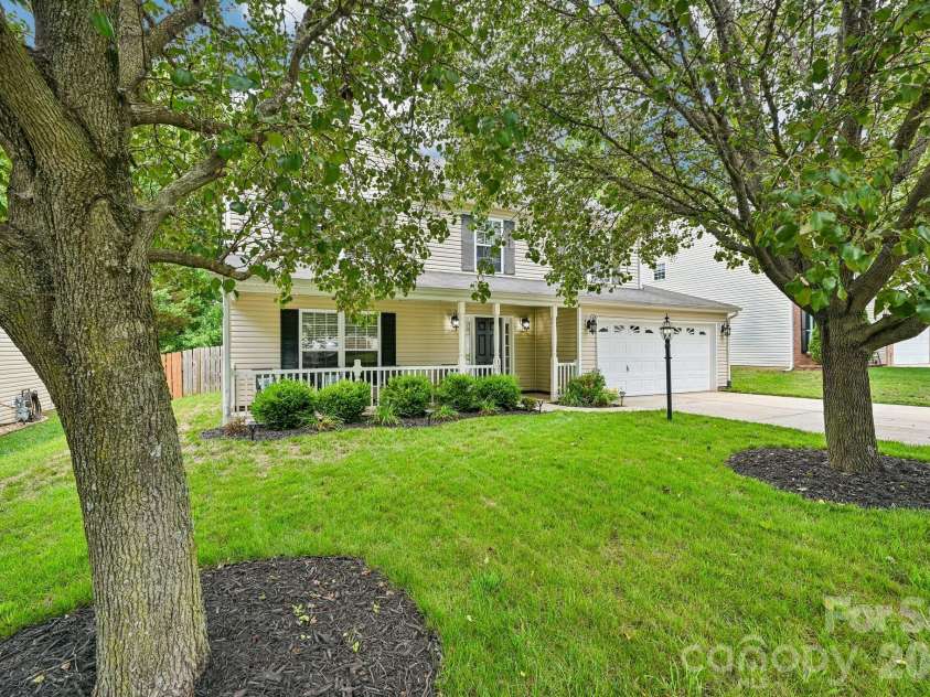 127 Elrosa Road, Mooresville, NC 28115.  MLS# CAR4385787, YatesRealty ID 27671. 