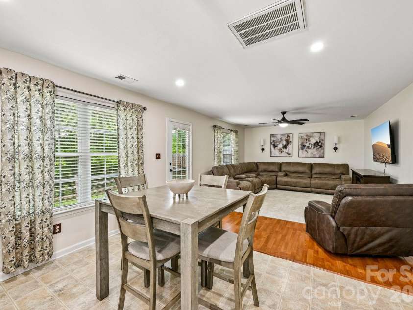 127 Elrosa Road, Mooresville, NC 28115.  MLS# CAR4385787, YatesRealty ID 27671. 