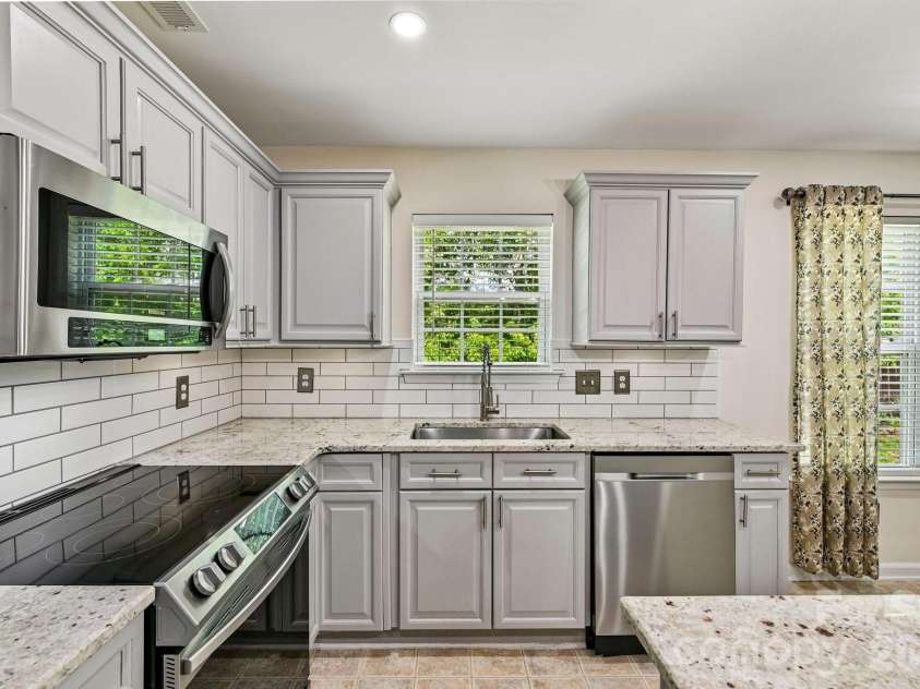 127 Elrosa Road, Mooresville, NC 28115.  MLS# CAR4385787, YatesRealty ID 27671. 