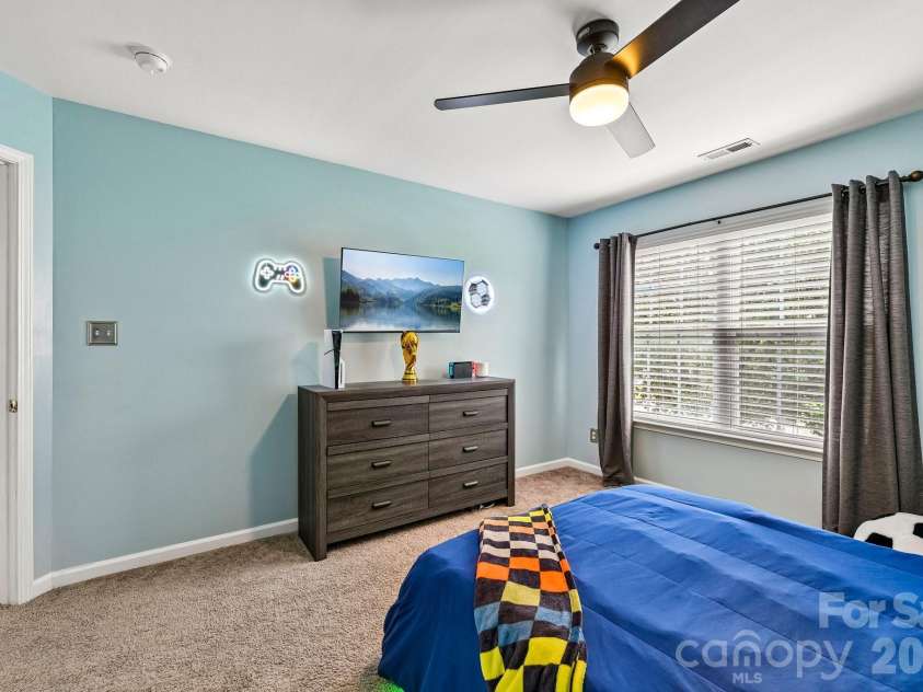 127 Elrosa Road, Mooresville, NC 28115.  MLS# CAR4385787, YatesRealty ID 27671. 