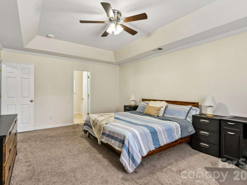 127 Elrosa Road, Mooresville, NC 28115.  MLS# CAR4385787, YatesRealty ID 27671. 