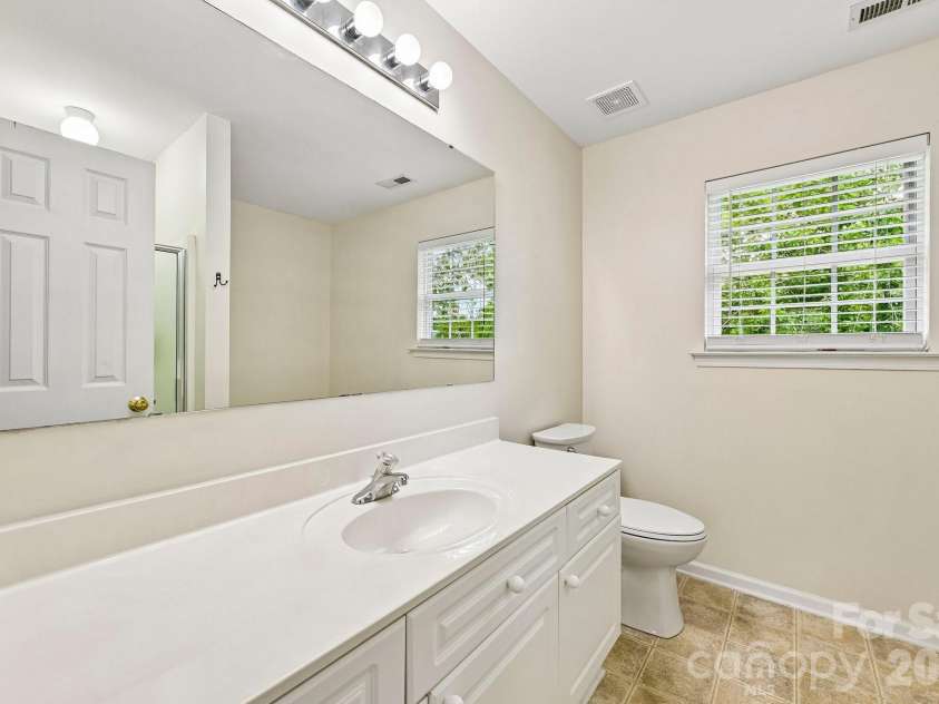 127 Elrosa Road, Mooresville, NC 28115.  MLS# CAR4385787, YatesRealty ID 27671. 