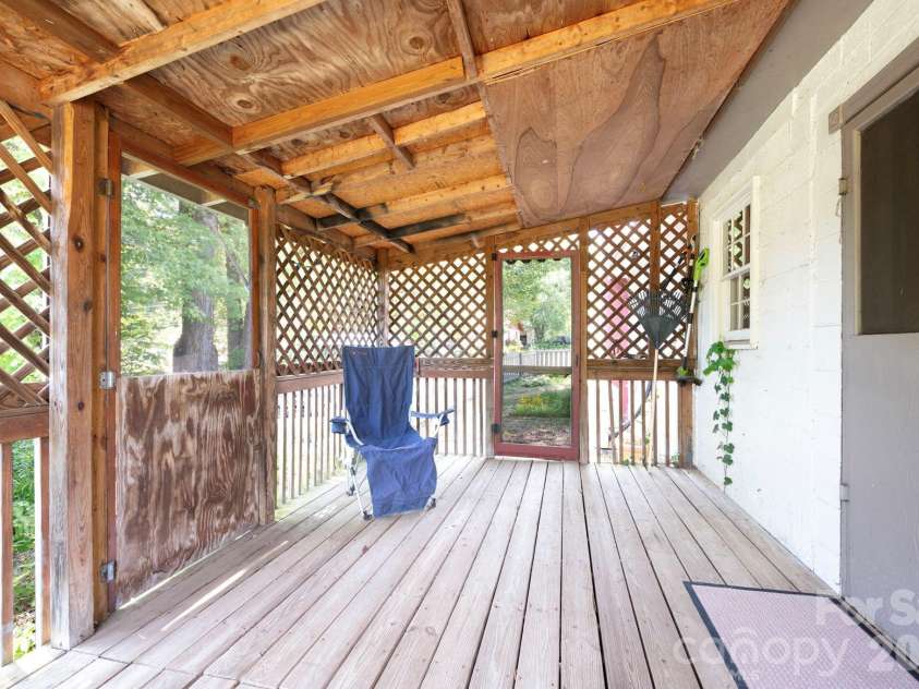 2802 Beaverdam Road, Canton, NC 28716.  MLS# CAR4382703, YatesRealty ID 27673. Side Porch with Access into home or Front Yard