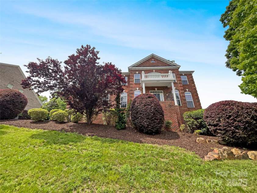 3904 Hounslow Lane, Harrisburg, NC 28075.  MLS# CAR4252715, YatesRealty ID 27674. 