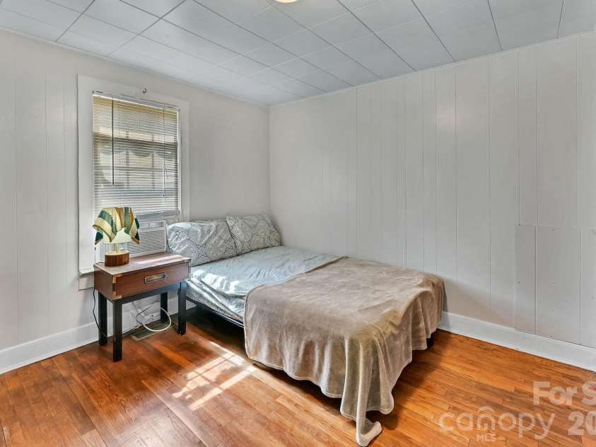 73 Trinidad Drive, Canton, NC 28716.  MLS# CAR4387830, YatesRealty ID 27675. 