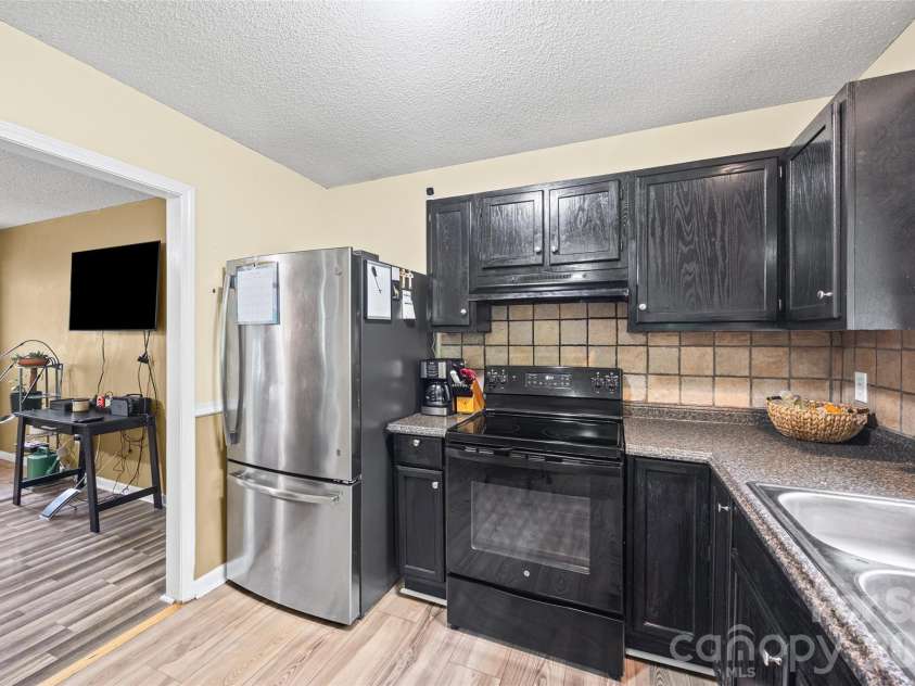 30 Seventh Street, York, SC 29745.  MLS# CAR4387383, YatesRealty ID 27676. 