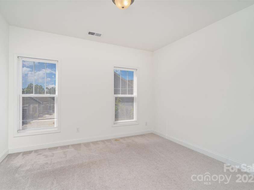 10155 Rainier Trail Drive, Huntersville, NC 28078.  MLS# CAR4279174, YatesRealty ID 27677. 