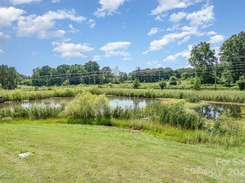 10155 Rainier Trail Drive, Huntersville, NC 28078.  MLS# CAR4279174, YatesRealty ID 27677. 