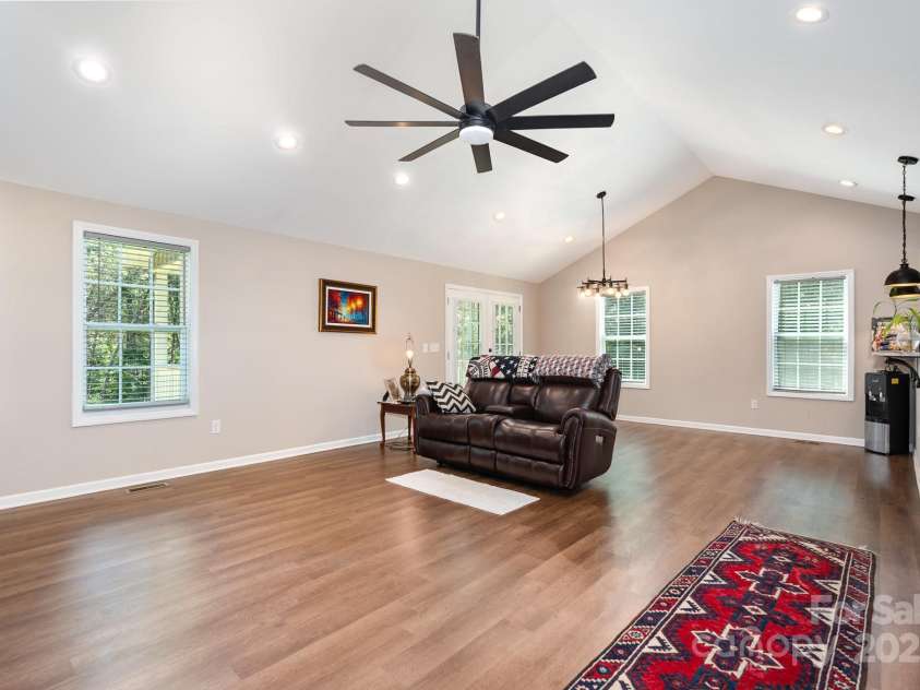 4206 Gladstone Lane, Maiden, NC 28650.  MLS# CAR4280951, YatesRealty ID 27678. Open Floorplan