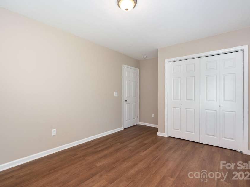 4206 Gladstone Lane, Maiden, NC 28650.  MLS# CAR4280951, YatesRealty ID 27678. Second Bedroom