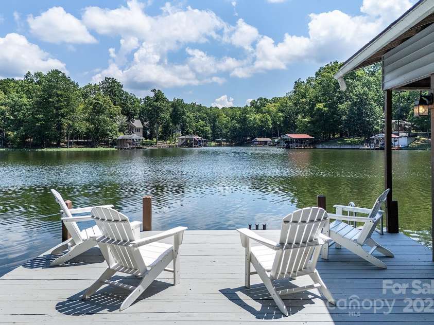 550 Deerfield Road, Mount Gilead, NC 27306.  MLS# CAR4281957, YatesRealty ID 27679. 