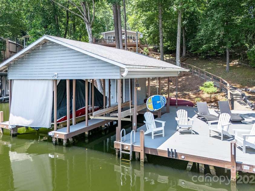 550 Deerfield Road, Mount Gilead, NC 27306.  MLS# CAR4281957, YatesRealty ID 27679. 