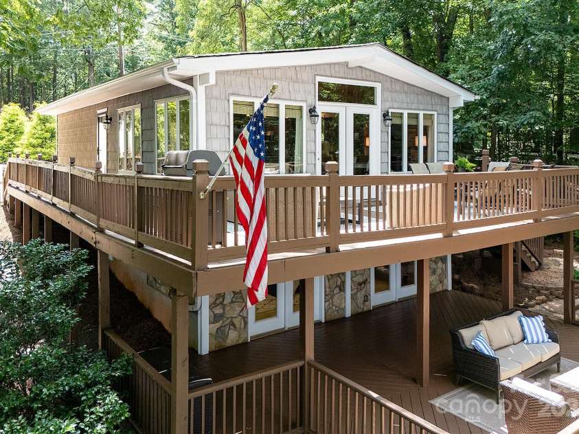 550 Deerfield Road, Mount Gilead, NC 27306.  MLS# CAR4281957, YatesRealty ID 27679. 