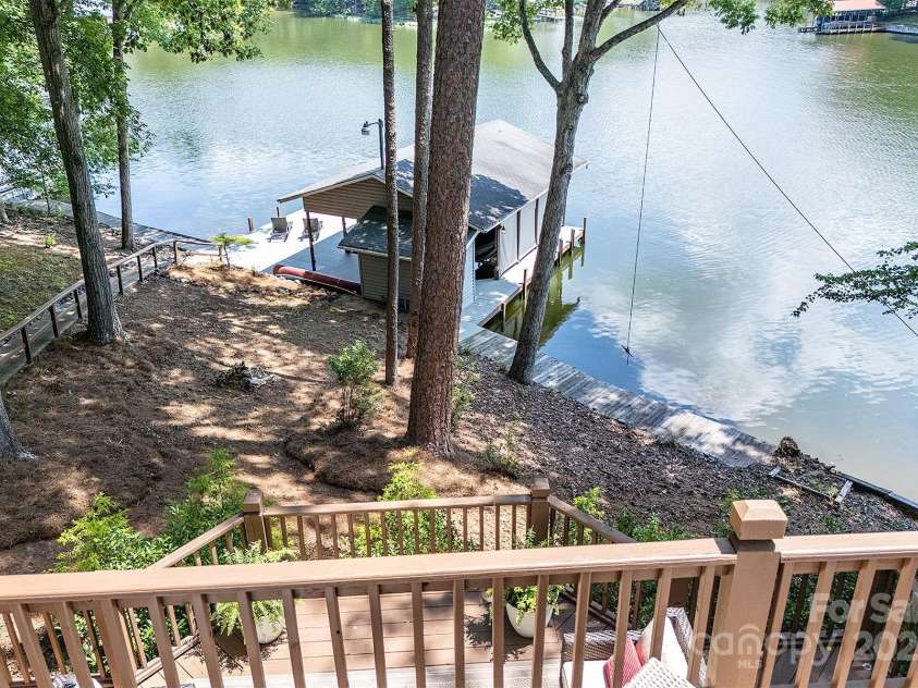 550 Deerfield Road, Mount Gilead, NC 27306.  MLS# CAR4281957, YatesRealty ID 27679. 