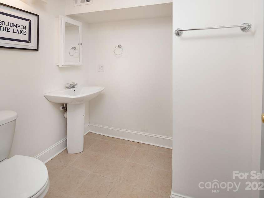 550 Deerfield Road, Mount Gilead, NC 27306.  MLS# CAR4281957, YatesRealty ID 27679. 