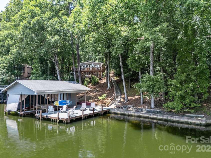 550 Deerfield Road, Mount Gilead, NC 27306.  MLS# CAR4281957, YatesRealty ID 27679. 