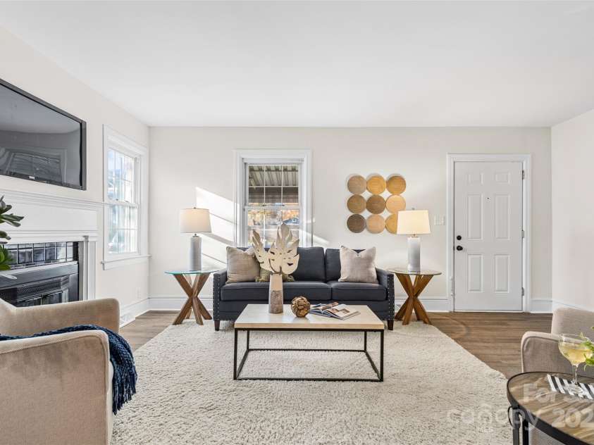 3726 The Plaza None, Charlotte, NC 28205.  MLS# CAR4265235, YatesRealty ID 2768. 