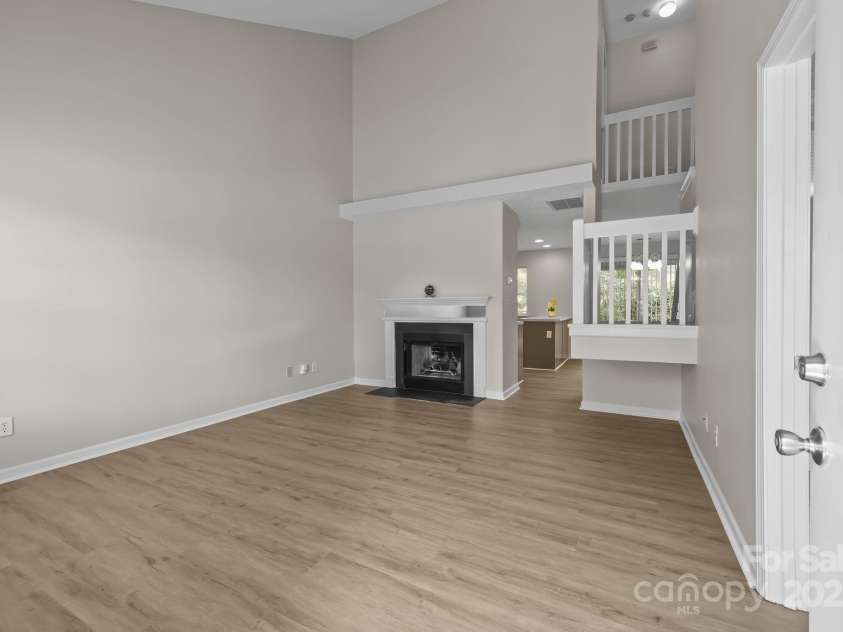 5741 Cougar Lane, Charlotte, NC 28269.  MLS# CAR4283719, YatesRealty ID 27680. 